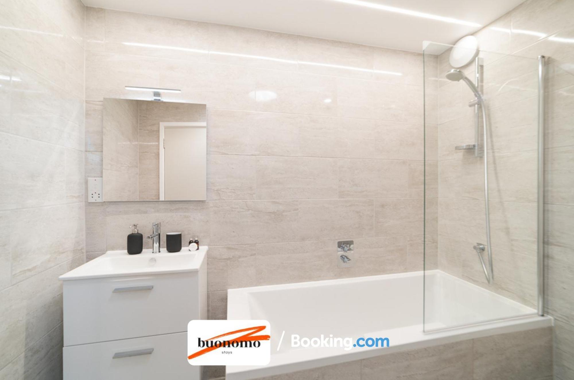 Two Bedroom Apartment At Buonomo Stays Short Lets & Serviced Accommodation Londres Extérieur photo
